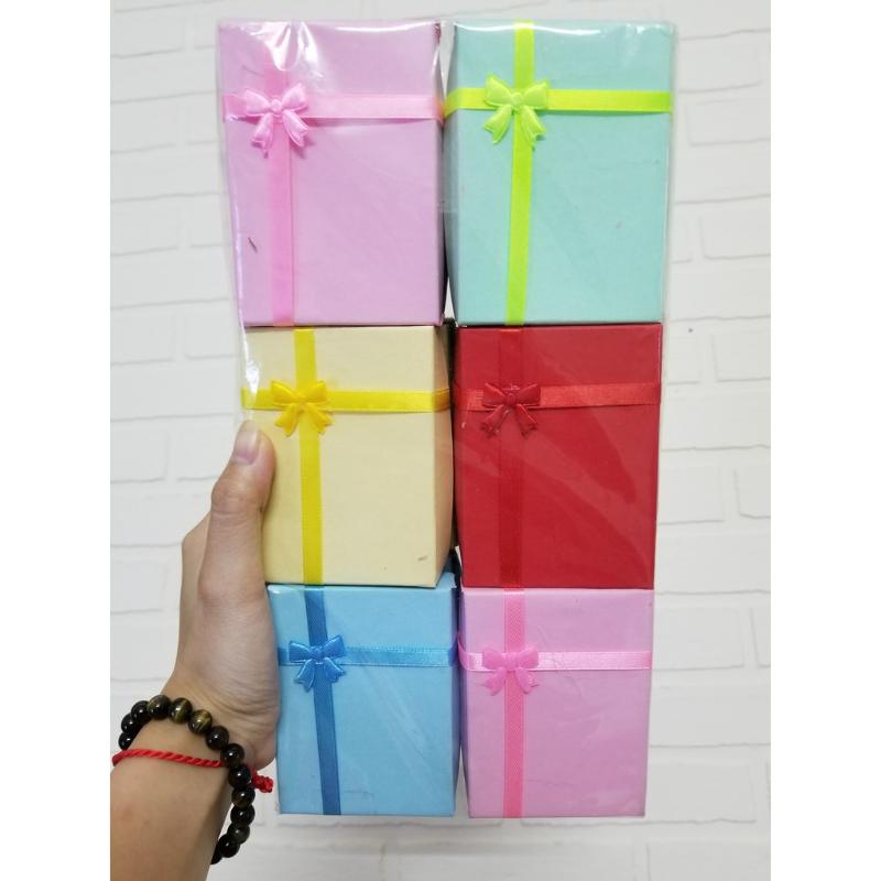 12 Hộp nơ ép trơn hình chữ nhật đựng nhẫn đựng chuỗi đá size 9,5 x 7 x 2,5cm( nhiều màu) 12 Hộp nơ ép trơn hình chữ nhật đựng nhẫn đựng chuỗi đá size 9,5 x 7 x 2,5cm( nhiều màu) - Ảnh 9