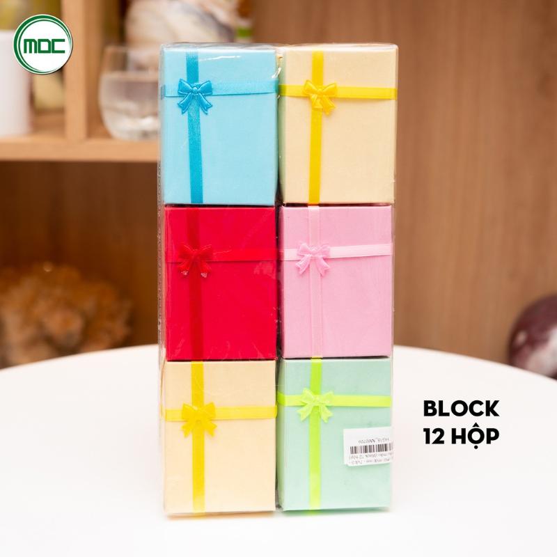 12 Hộp nơ ép trơn hình chữ nhật đựng nhẫn đựng chuỗi đá size 9,5 x 7 x 2,5cm( nhiều màu) 12 Hộp nơ ép trơn hình chữ nhật đựng nhẫn đựng chuỗi đá size 9,5 x 7 x 2,5cm( nhiều màu) - Ảnh 2