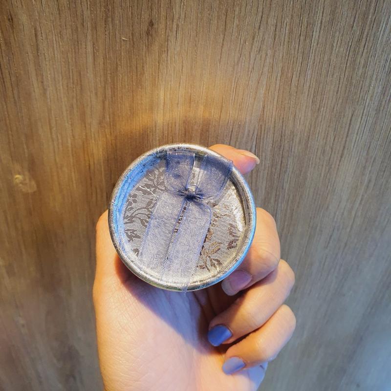 Hộp đựng nhẫn bông tai tròn nhiều màu xinh xắn sang trọng (lốc 12 hộp) Hộp đựng nhẫn bông tai tròn nhiều màu xinh xắn sang trọng (lốc 12 hộp) - Ảnh 9