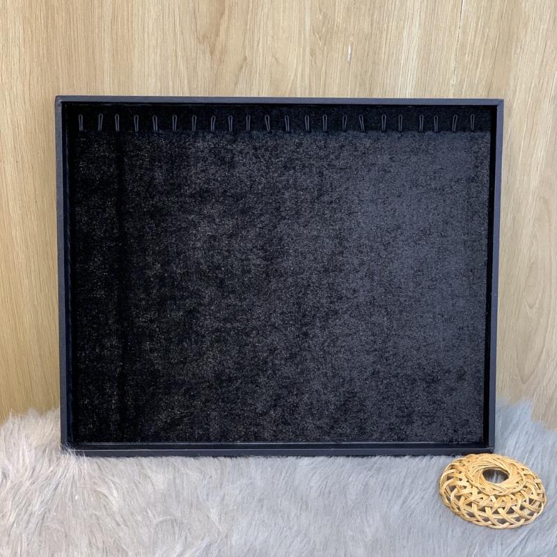 Khay Trưng Bày Dây Chuyền Trang Sức Vải Nhung Lụa Size 35x27x2cm (Không nắp) Khay Trưng Bày Dây Chuyền