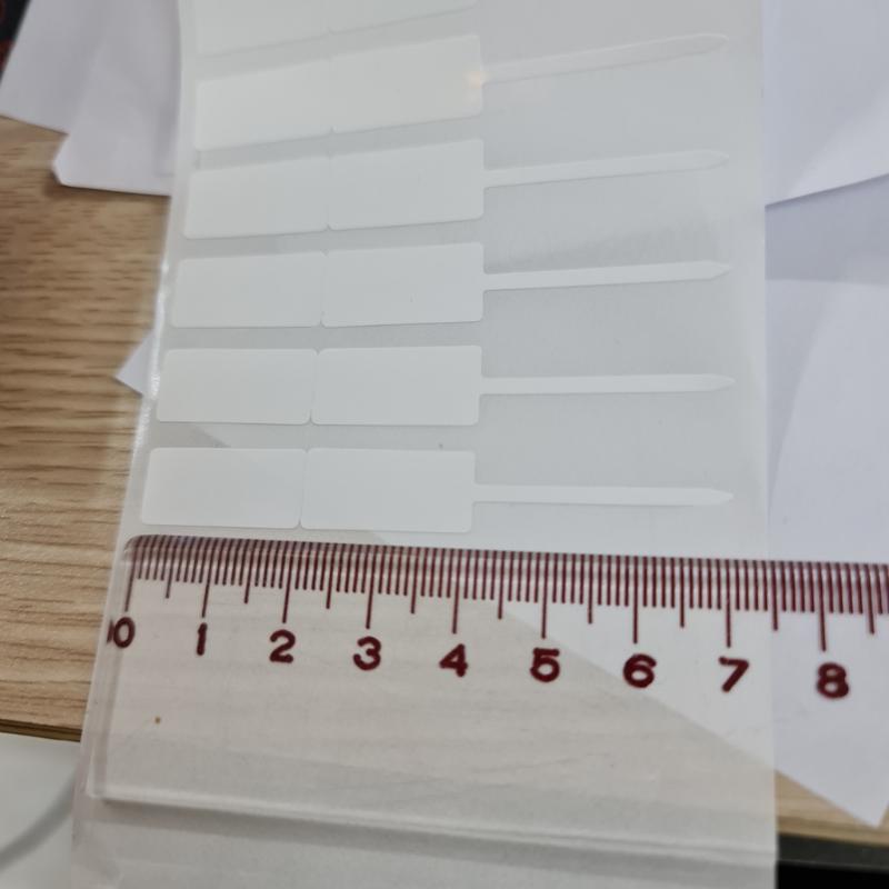 Cuộn 3500 tag tem dán nhẫn tag dán chuỗi vòng, hỗ trợ ghi giá sản phẩm, ghi giá nhẫn, giá vòng. Cuộn 3500 tag tem dán nhẫn tag dán chuỗi vòng, hỗ trợ ghi giá sản phẩm, ghi giá nhẫn, giá vòng. - Ảnh 2