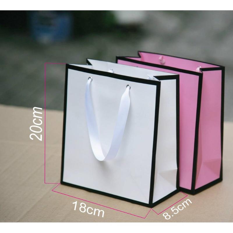Mẫu túi 29 - 100 Túi giấy đựng mỹ phẩm quần áo thời trang Mẫu túi 29 - 100 Túi giấy đựng mỹ phẩm quần áo thời trang - Ảnh 3