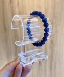 Đế trưng vòng hình bán nguyệt